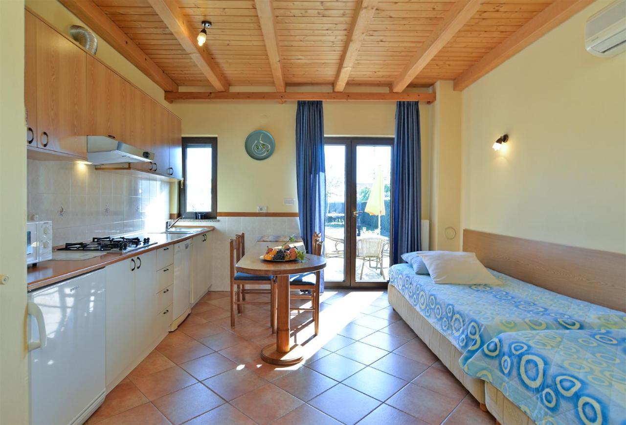 Apartments Ana 379 Ρόβινι Εξωτερικό φωτογραφία