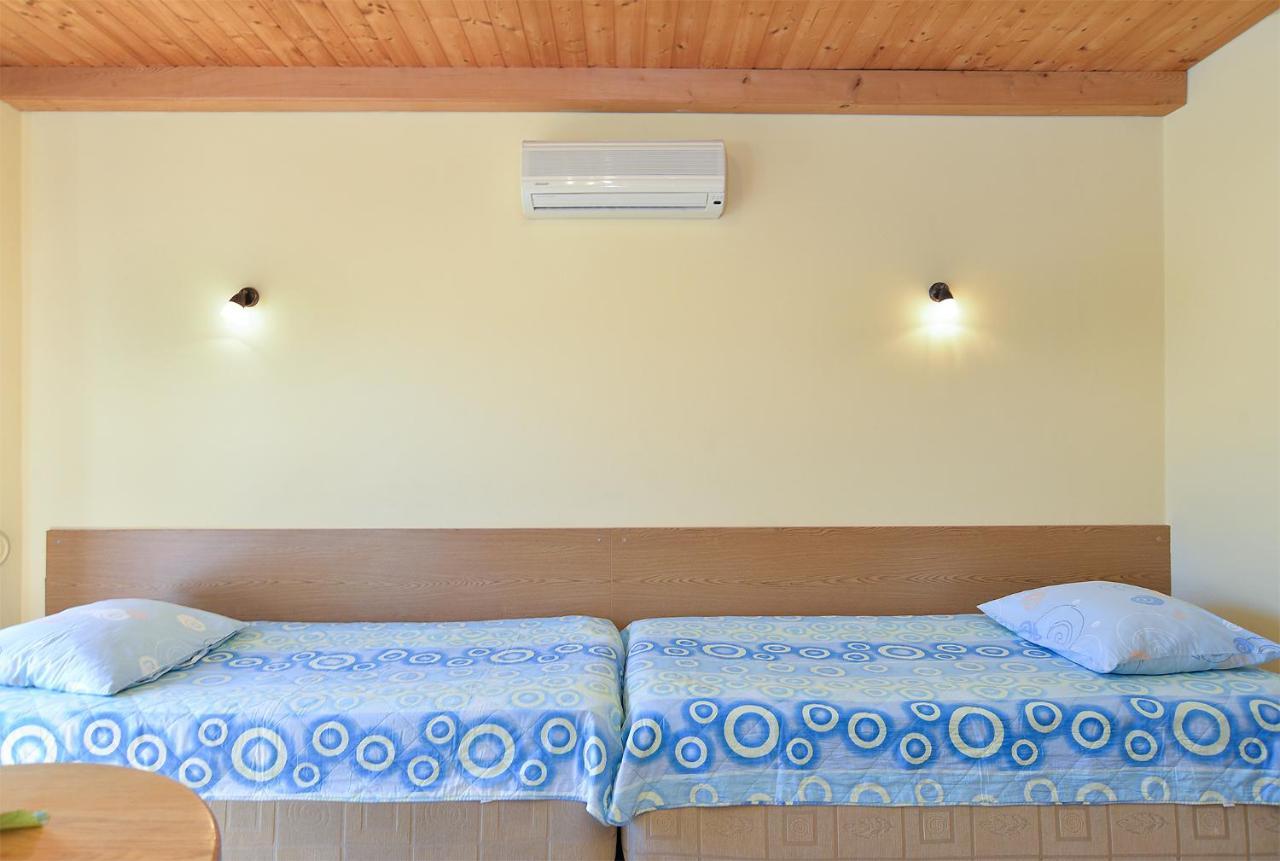 Apartments Ana 379 Ρόβινι Εξωτερικό φωτογραφία