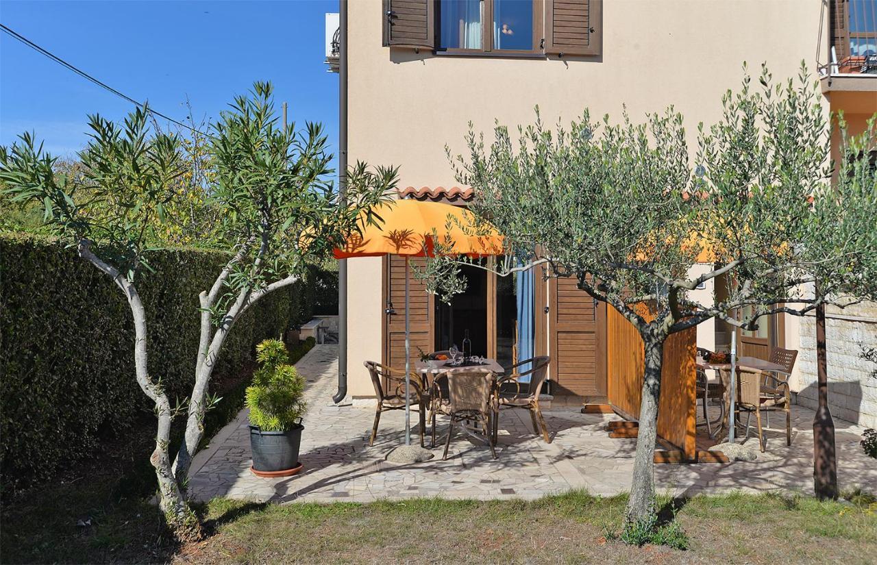 Apartments Ana 379 Ρόβινι Εξωτερικό φωτογραφία